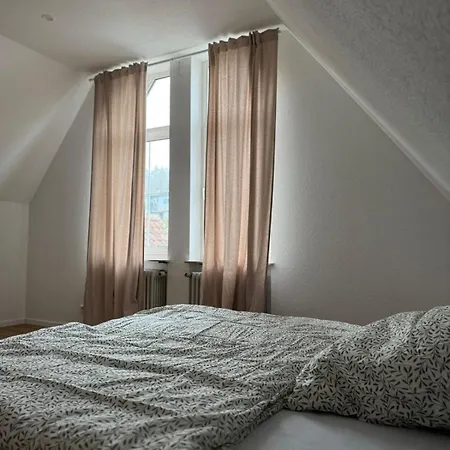 Zweistoeckige Im Weissen Lamm Apartman *